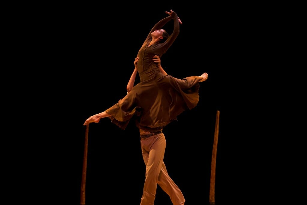 Harris Theater Presents HUBBARD STREET DANCES INTO SPRING: SEASON 39 SPRING SERIES REVIEW