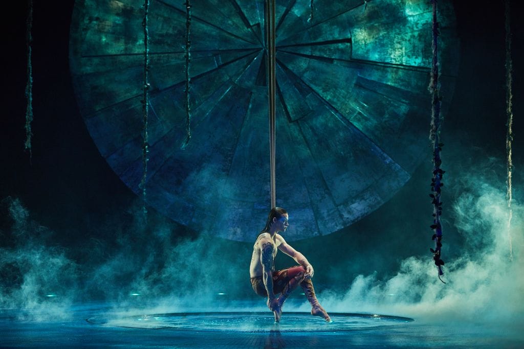 Cirque du Soleil LUZIA