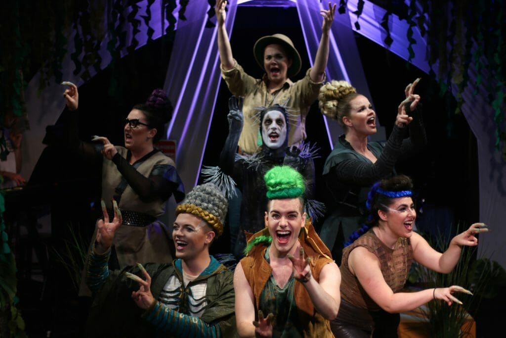 Circle Theater TRIASSIC PARQ