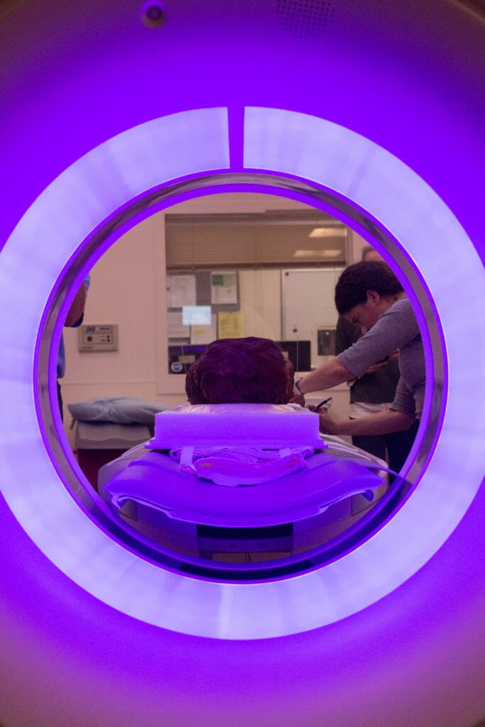 Block Museum PAINT THE EYES