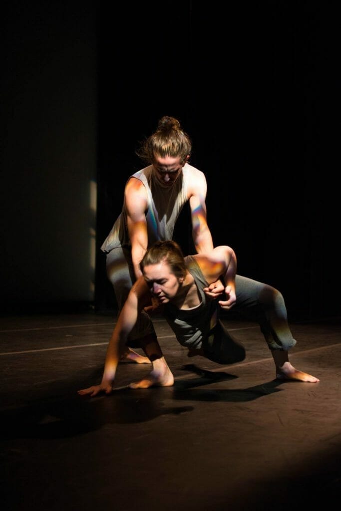 See Chicago Dance & Chicago Cultural Alliance MOVING DIALOGS: CULTURE IN MOTION