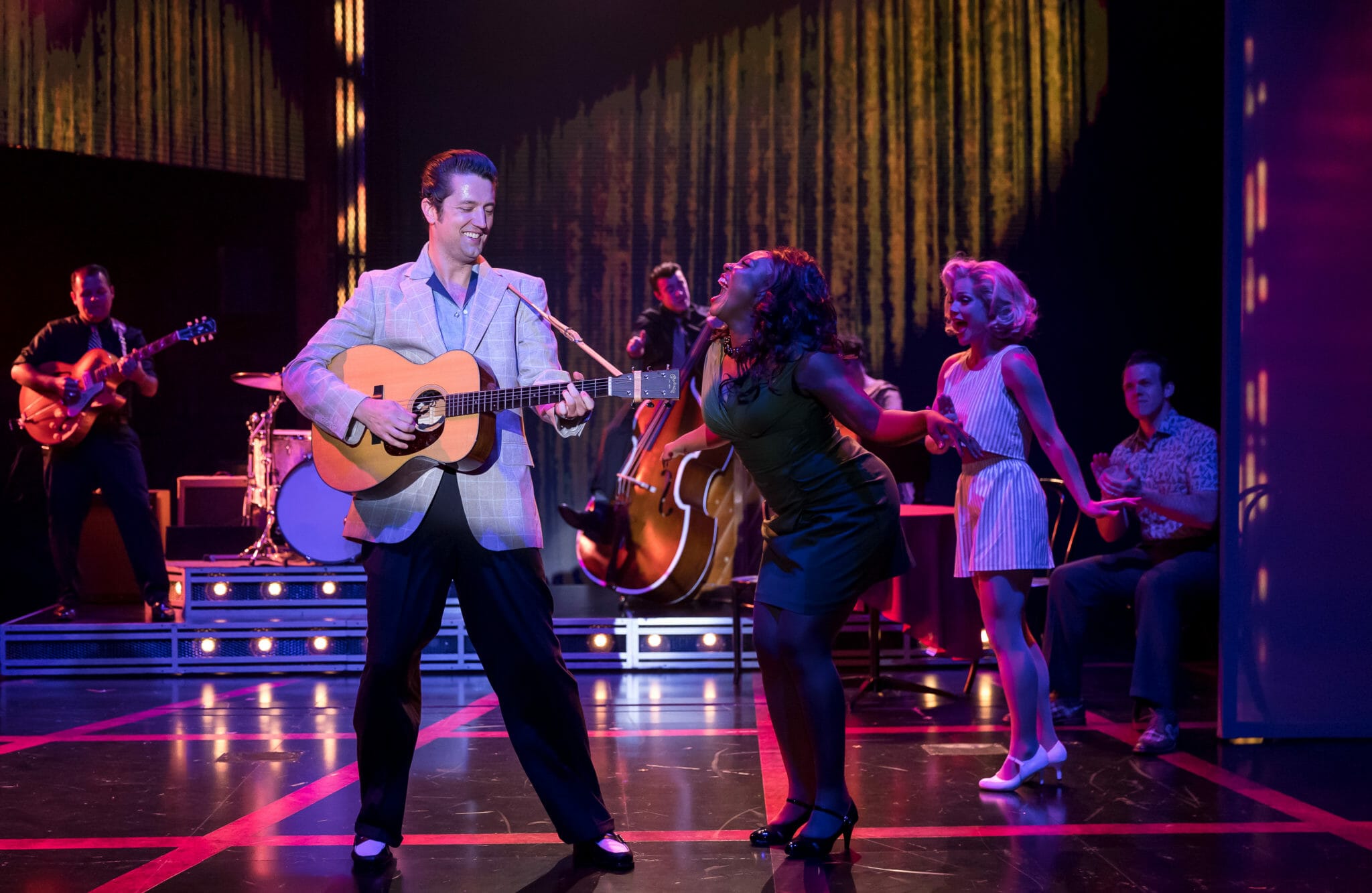 Broadway in Chicago HEARTBREAK HOTEL