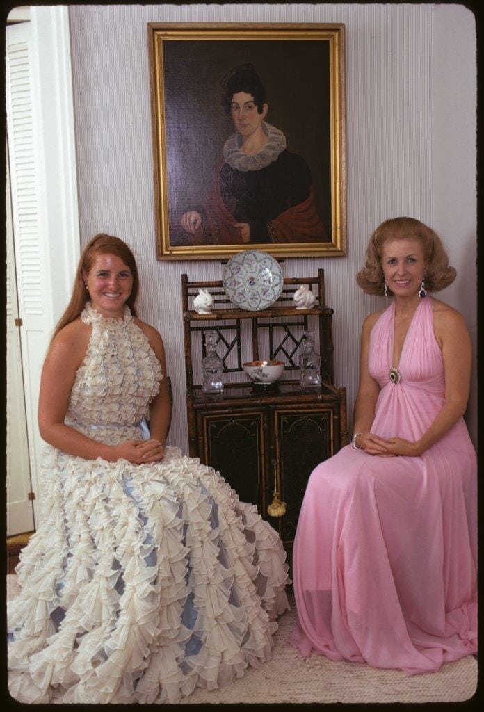 WOMEN: PORTRAITS 1960 – 2000 BY SUSAN WOOD