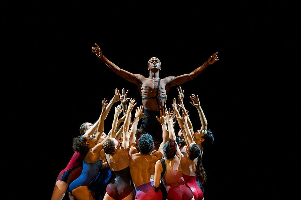 Joyce Theater COMPLEXIONS CONTEMPORARY BALLET