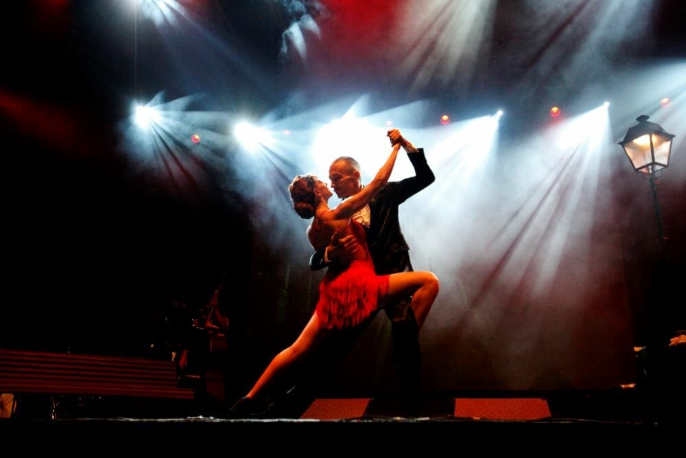 Athenaeum PARIS! THE SHOW