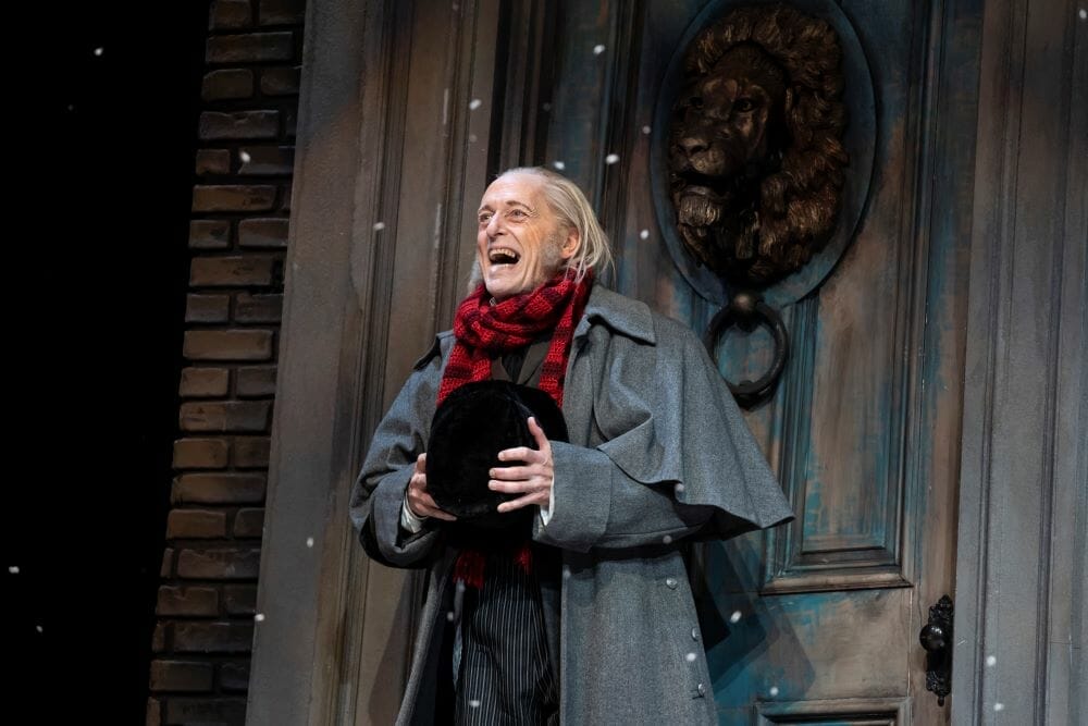 Goodman Theatre A CHRISTMAS CAROL