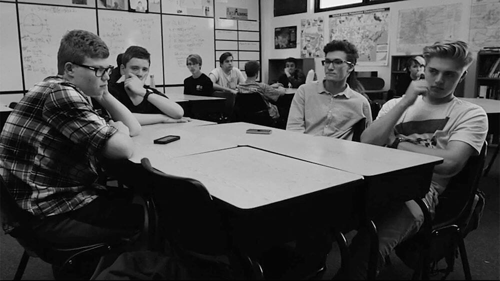 Topic Streaming SILENT ROSE