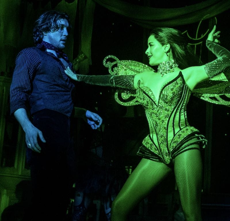 Broadway in Chicago MOULIN ROUGE