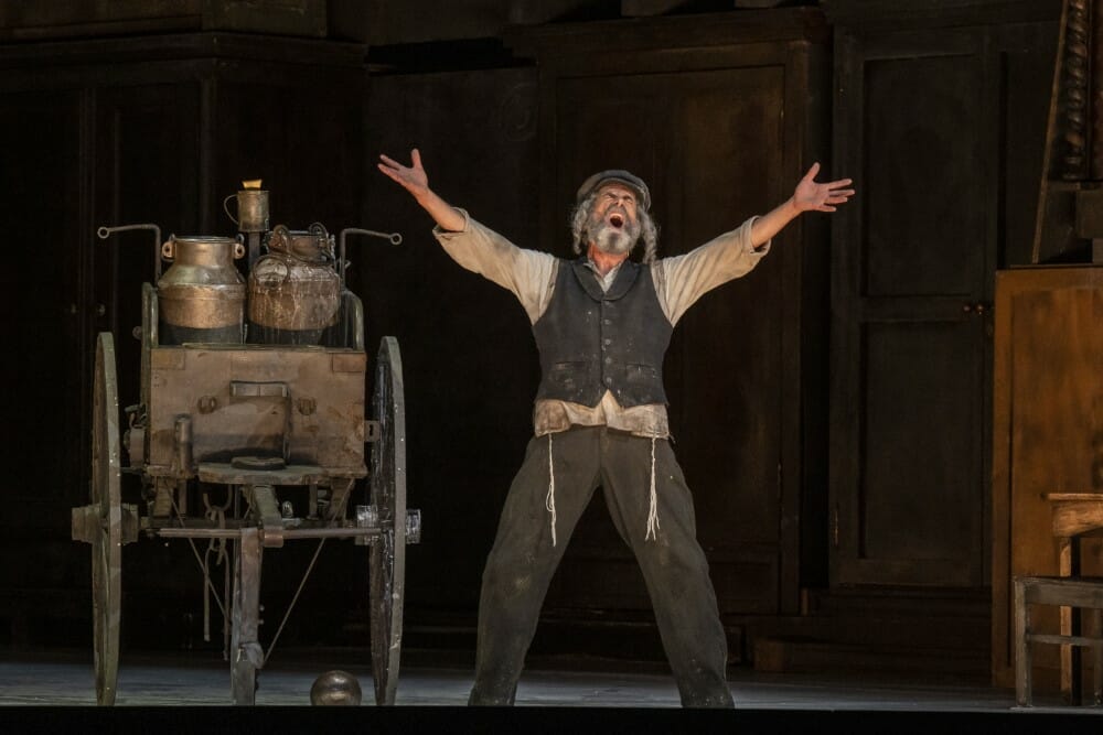 Lyric Opera of Chicago FIDDLER ON THE ROOF Review