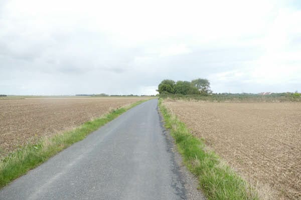 NORMANDY HIKING TOUR Ouistreham to Courseulles sur Mer