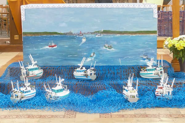 NORMANDY HIKING TOUR Arromanches to Port en Bessin