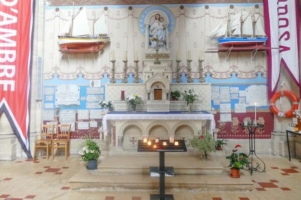 NORMANDY HIKING TOUR Arromanches to Port en Bessin