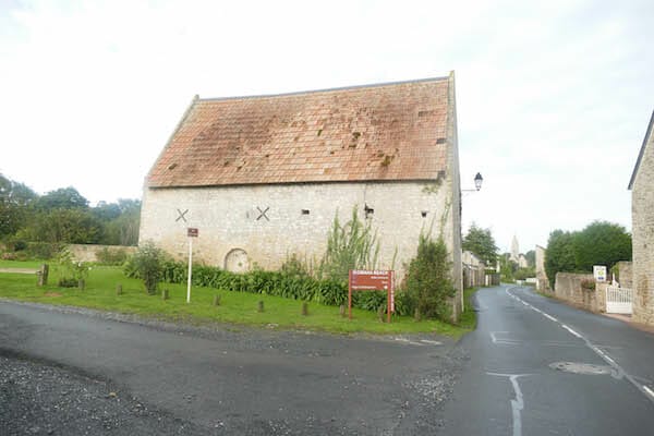 NORMANDY HIKING TOUR Port en Bessin to Colleville