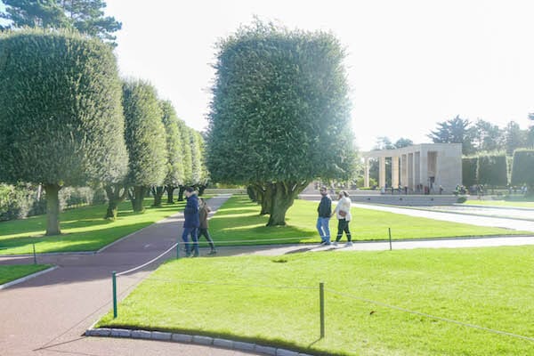 NORMANDY HIKING TOUR Port en Bessin to Colleville