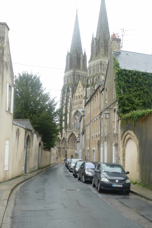 NORMANDY HIKING TOUR Bayeux