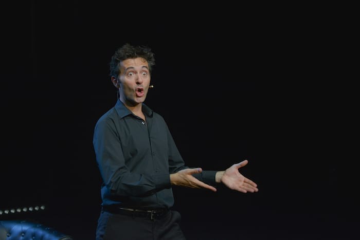 HOW TO BECOME A PARISIAN IN ONE HOUR?