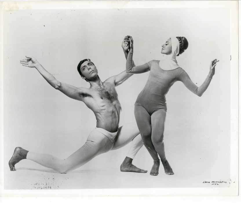 Paul Taylor Dance Company - Churchyard